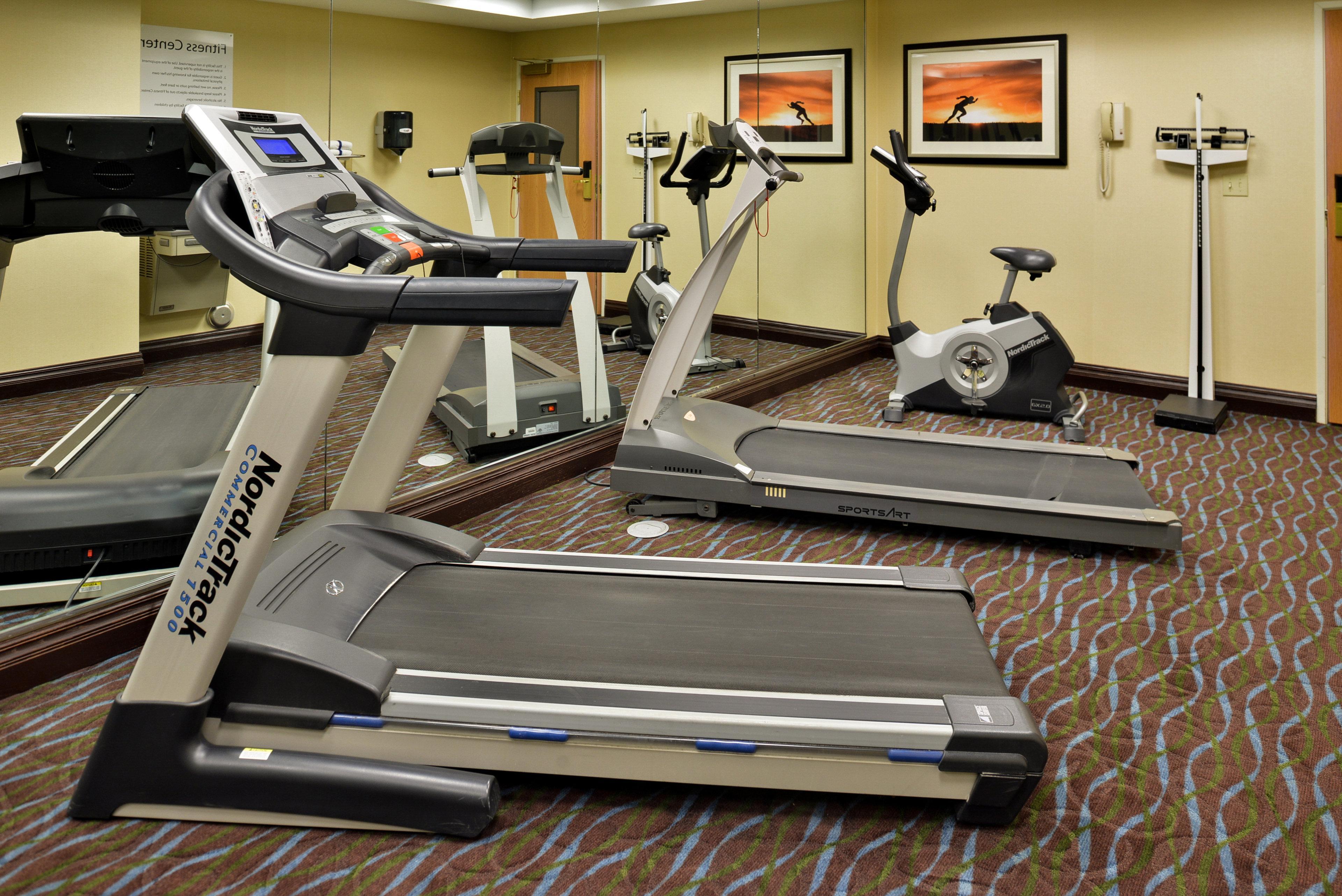 Holiday Inn Express Hotel & Suites Charlotte By Ihg Exteriör bild